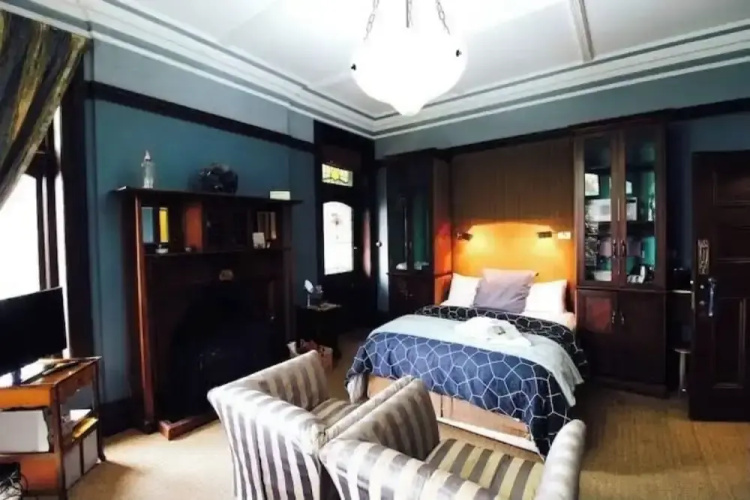 The Manse