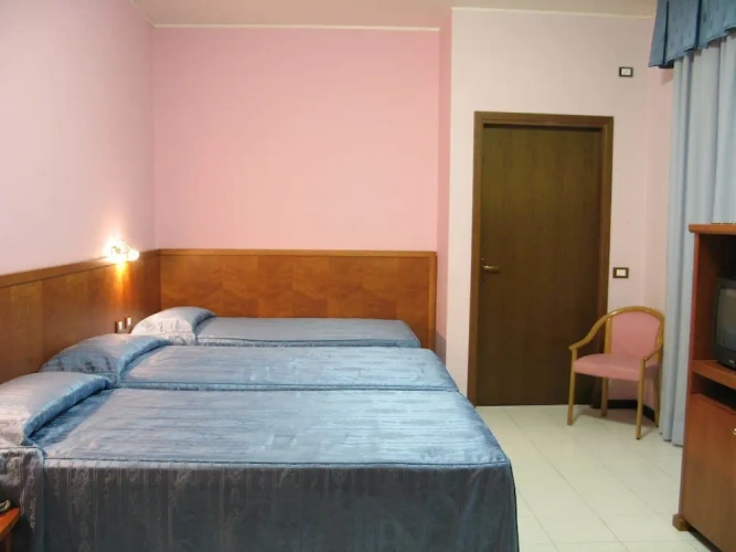 Superior Triple room