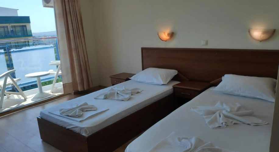 Hotel Shipka Beach