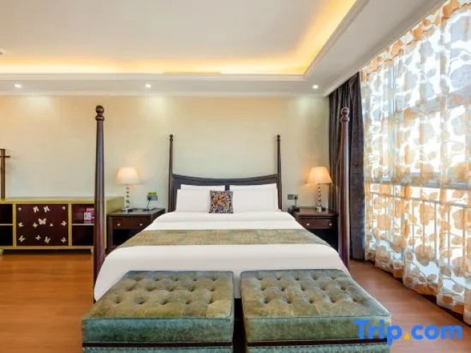 Deluxe Double Suite