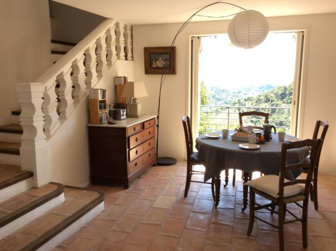 3 Bedrooms Cottage