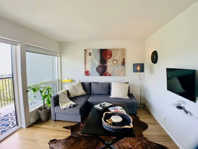 Centrally Located-Water Views