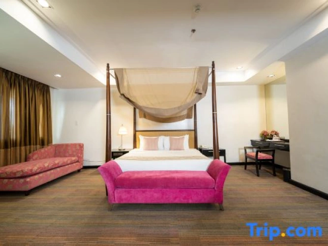 Royal Double Suite