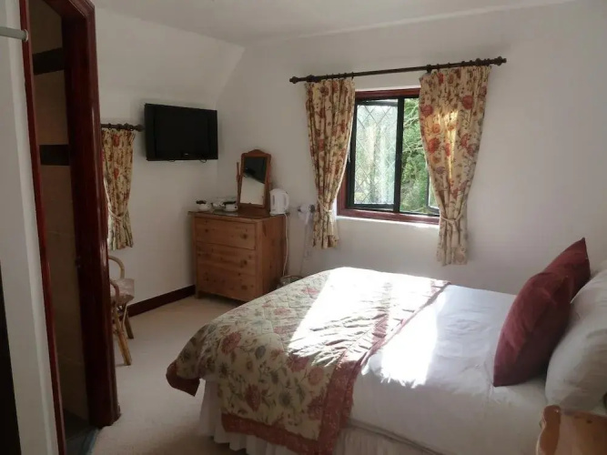 Dale Farm House