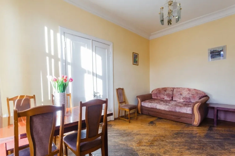 1 Bedroom Apartment