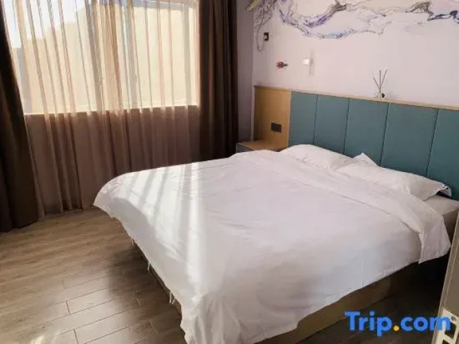 Premium Triple room