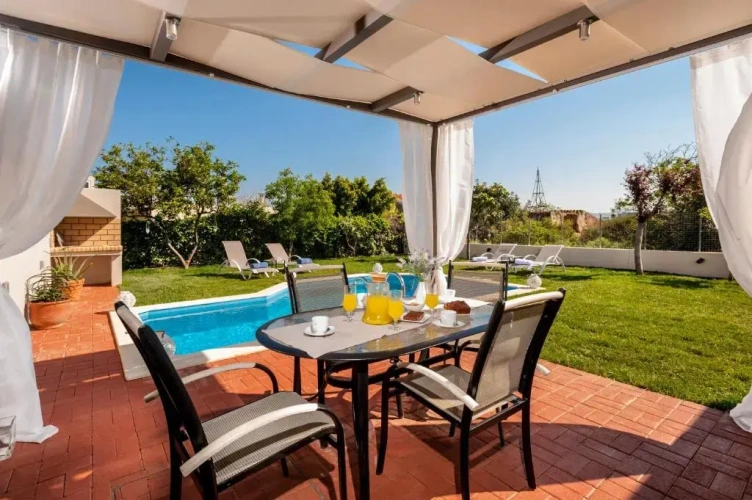 Deluxe Villa