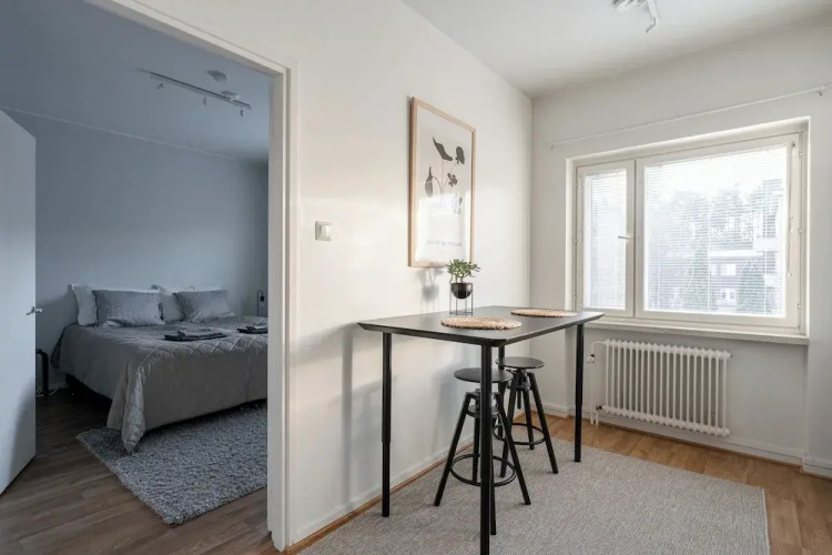 Bright & Cozy 2BR Home in Central Lahti