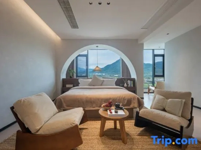 Standard Double room with view