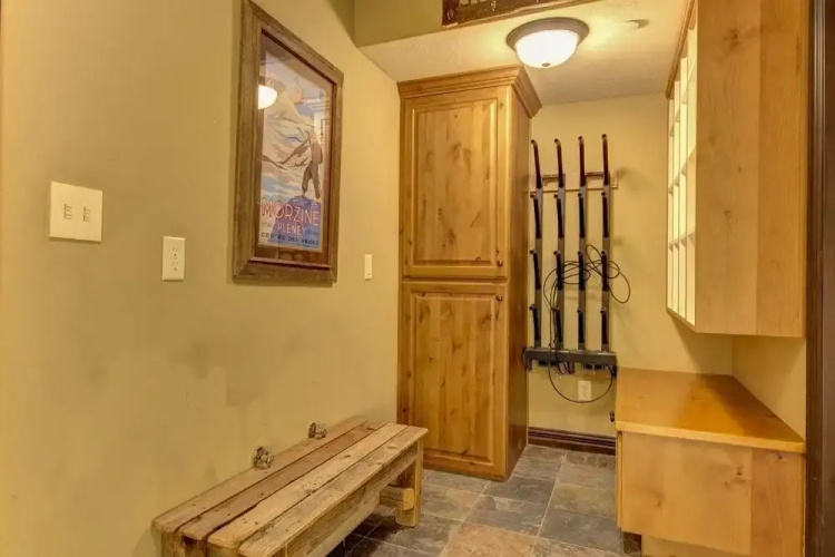 365 Deer Valley Drive - Unit B