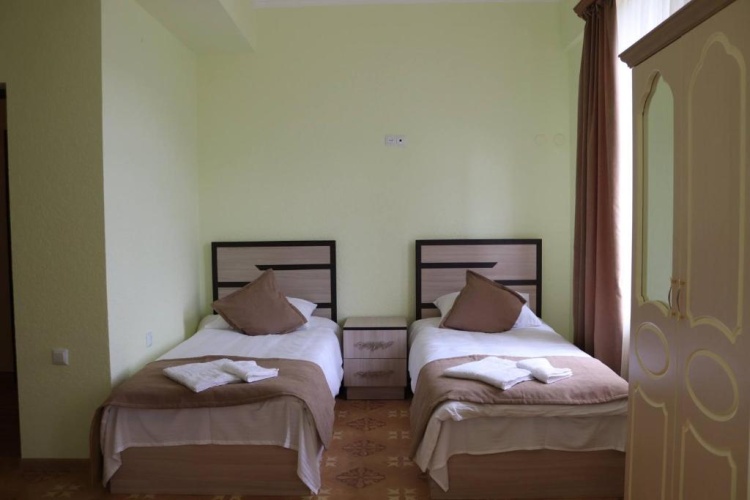 Classic Quadruple room