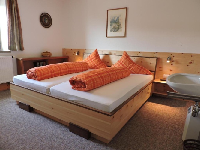 2 Bedrooms Apartment with balcony