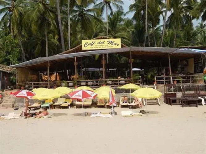 Cafe Del Mar