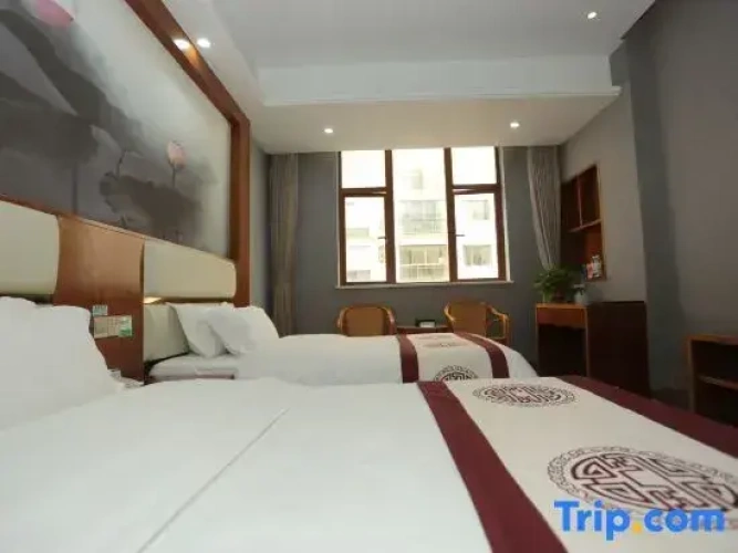 Deluxe Triple room
