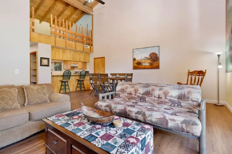 Summit Backyard C by Big Bear Vacations