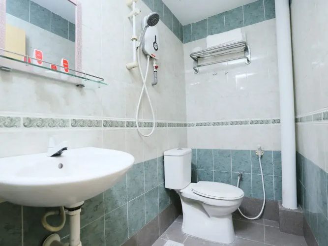 OYO 89672 EG Hotel JJ