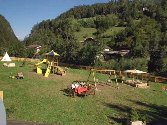1 Bedroom Apartment with balcony