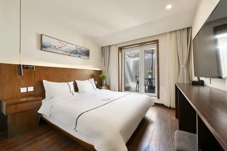 Standard Double room with balcony
