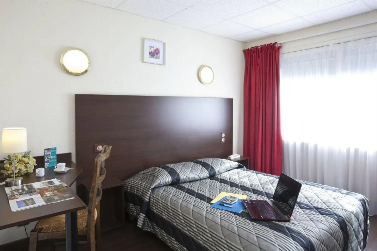 Hotel Du Poete