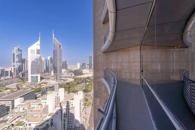 Studio in Difc That Sleeps 4 Comfortably