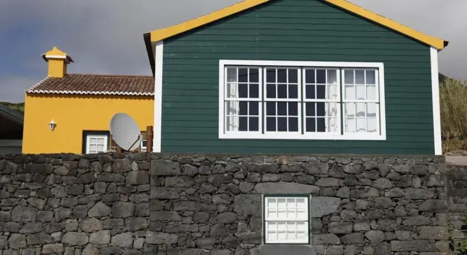 Casa capelinhos