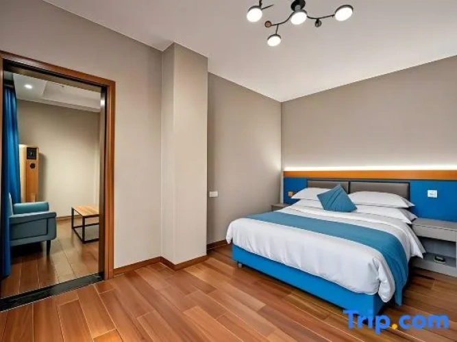 1 Bedroom Suite