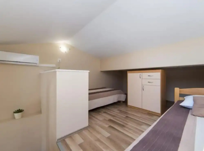 Apartments Nmn Drvenik
