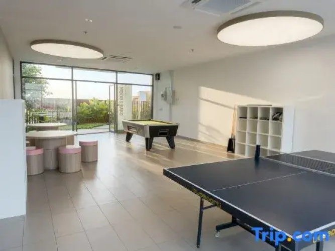 Venus Suite @ Setia Alam (Free Parking, TV, Washer)