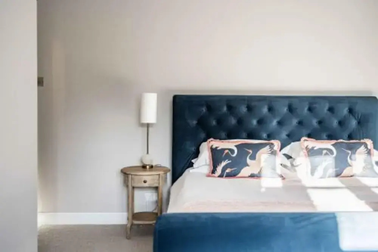 Host Stay Bressingham Lodge