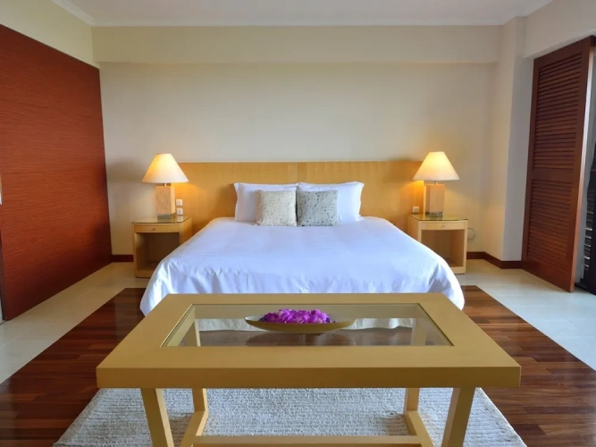 Deluxe Double Club room with balcony