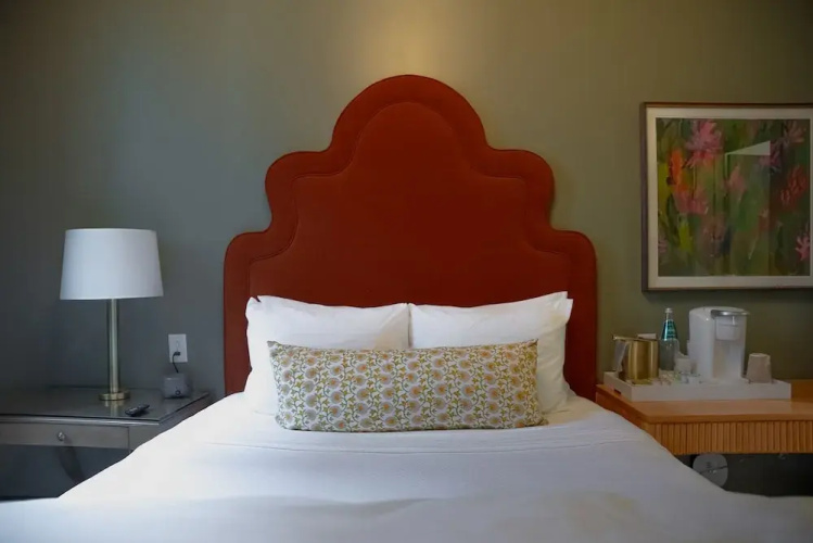 The Woodward Hotel