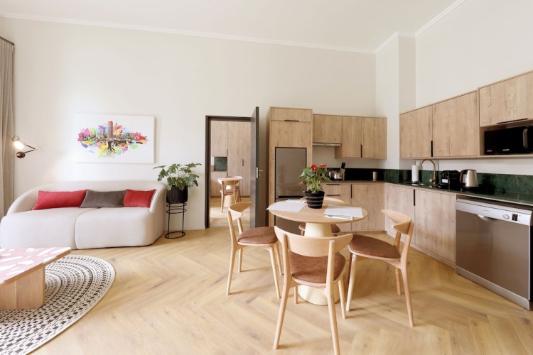 2 Bedrooms Suite