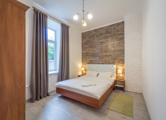 1 Bedroom Apartment with balcony