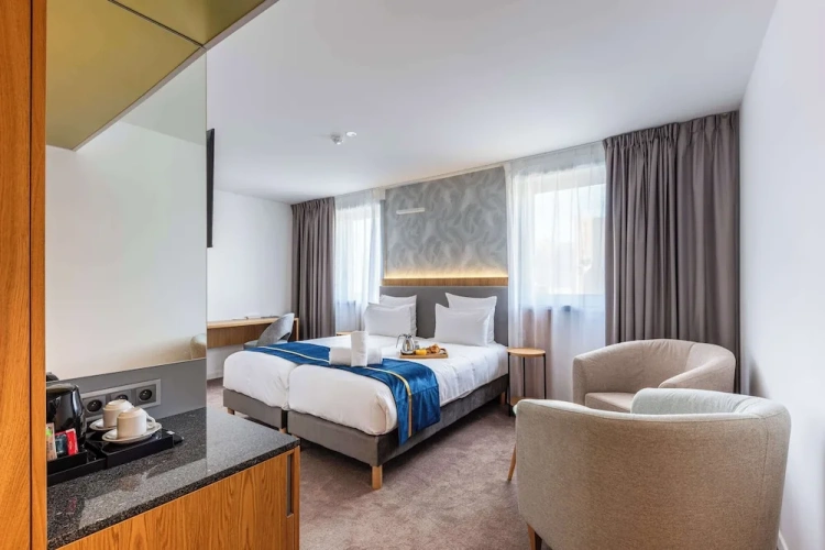 Superior Twin room