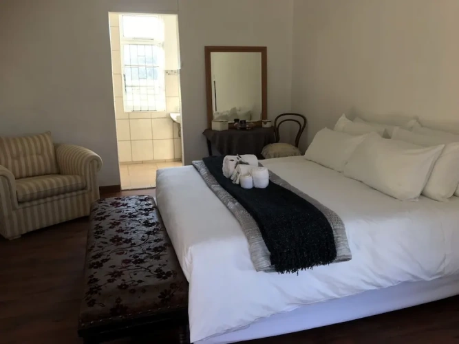 Deluxe Double Basement Cottage