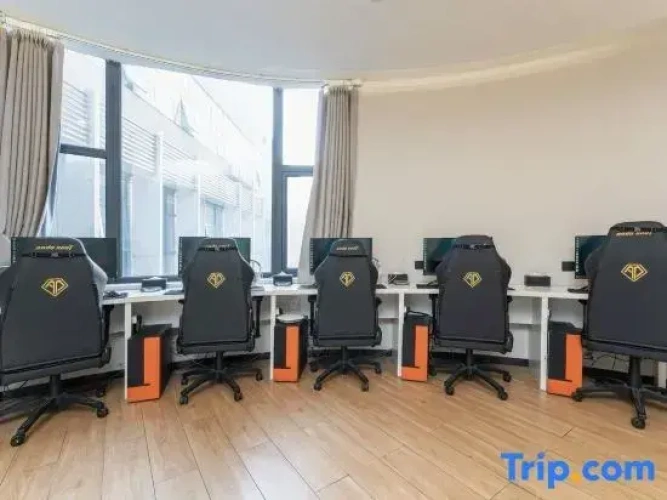Standard Quintuple room