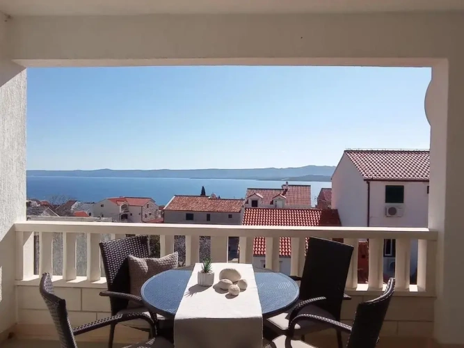 2 Bedrooms Apartment with sea view