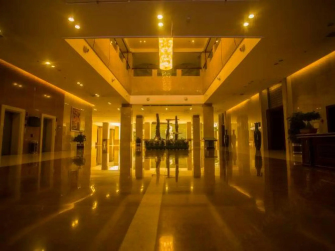 Golmud Hotel