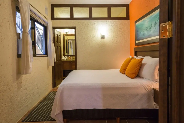 La Buena Vida Suites - Adults Only