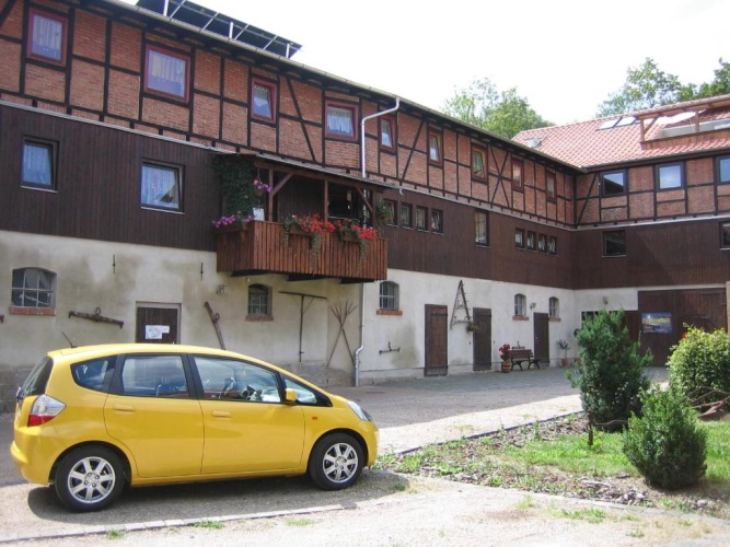 Apartment with garden view