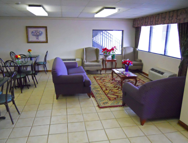 Americas Best Inn & Suites - Decatur