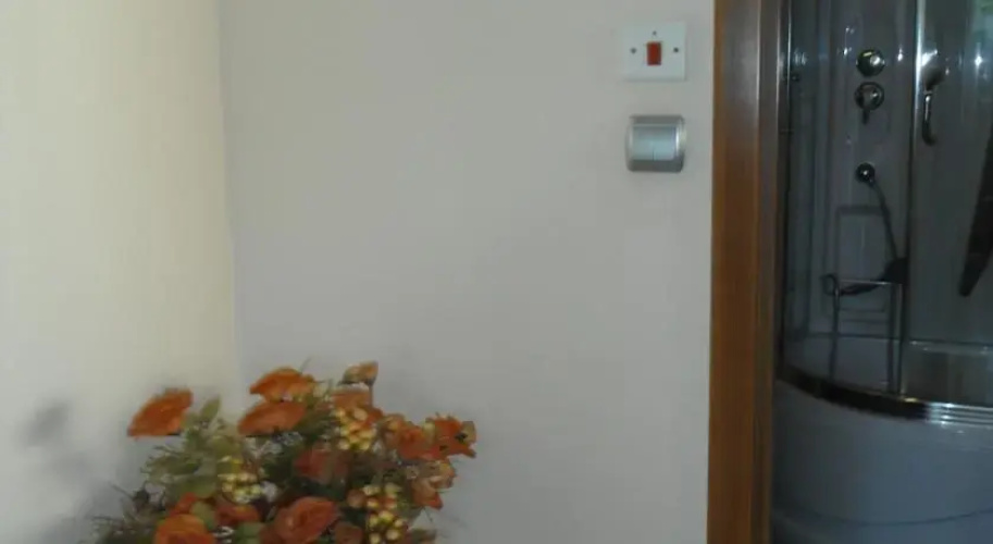 Shans 3 Guest Rooms