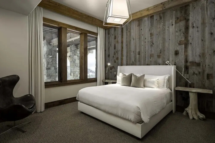 30 Spur Road 6 Bedroom Home by Moonlight Basin Lodging