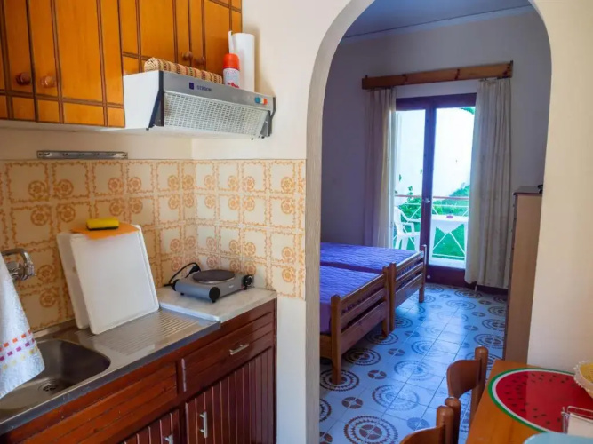 Eleni's Apartments & Studios 1
