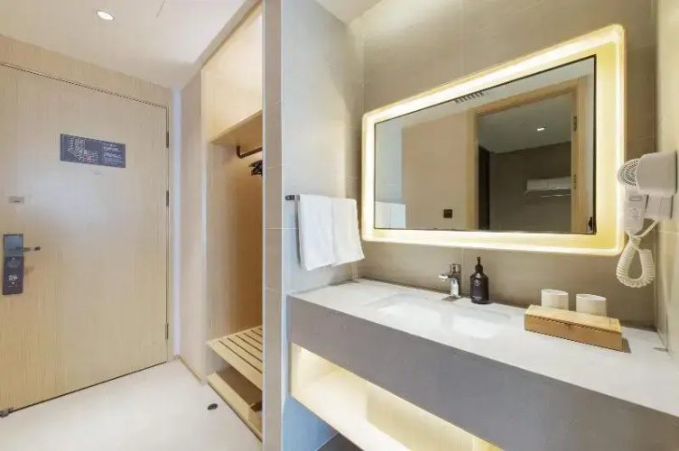 Ji Hotel (Yining Beijing Road)