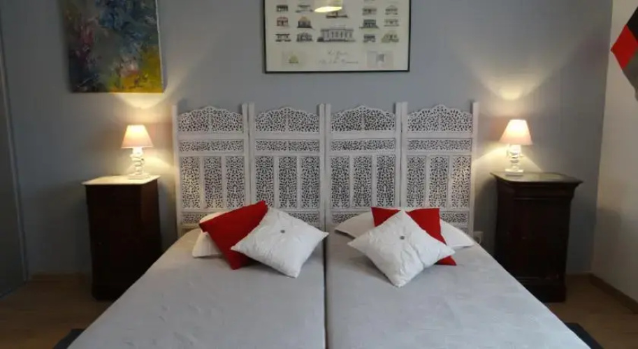Une chambre en ville