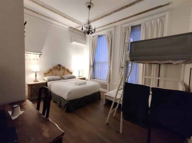 Standard Family room