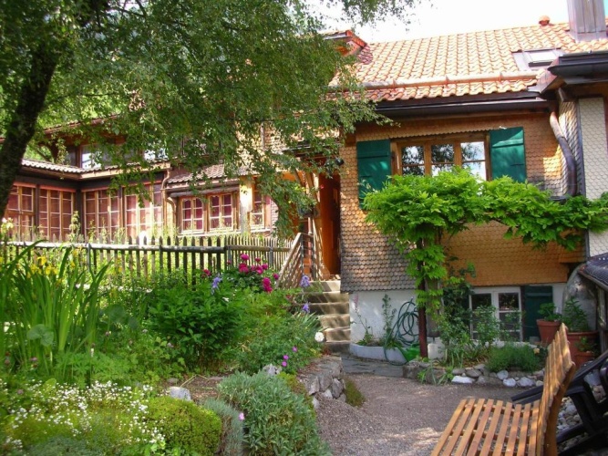Twin Apartment