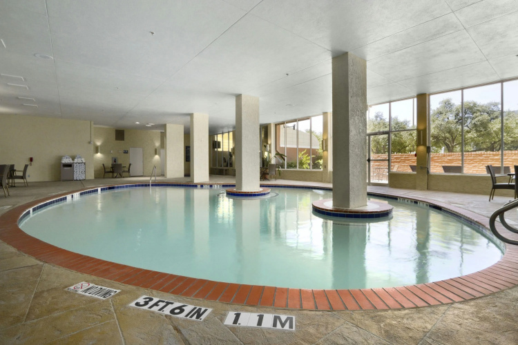 Embassy Suites by Hilton Dallas Market Center photo 17