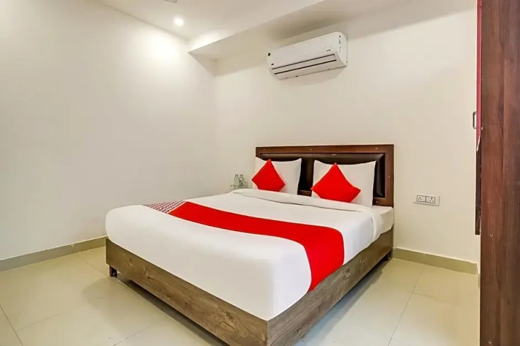 Classic Triple room